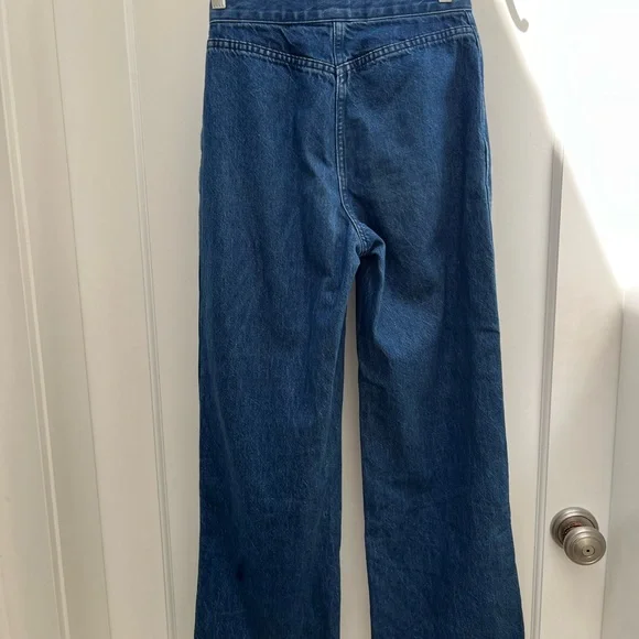 Aritzia Wilfred Free, Aritzia, High Rise, Straight Relaxed Leg, Demin Jeans - Picture 2 of 6